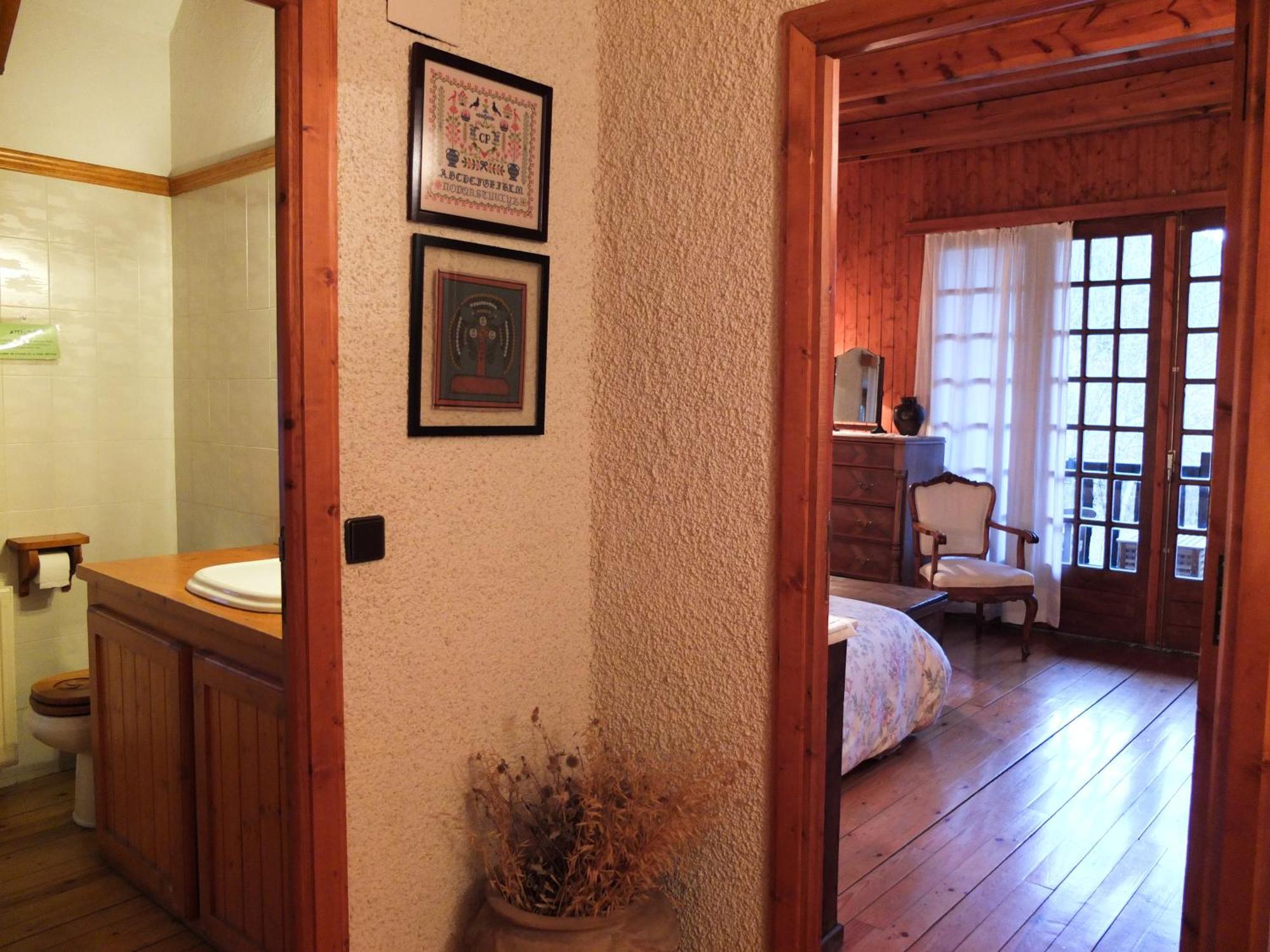 Casas De Zapatierno Casa de hóspedes Espierba Quarto foto